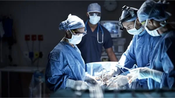 medecin specialiste du dos chirurgie du rachis espace francilien du rachis clinique du rachis versailles paris 3